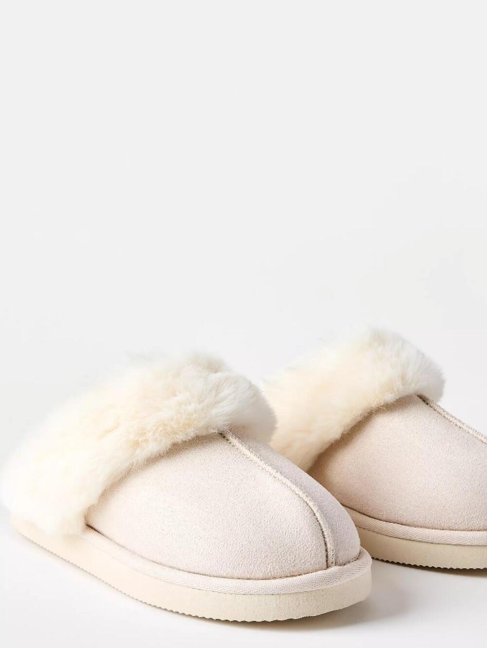 NWT!! Kuailu Plush Cream Slip-On Mule Slippers. Size 8